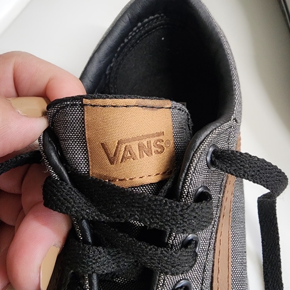 Vans Ward Deluxe Sneakers Youth 2.0 NWOT - Picture 8 of 10